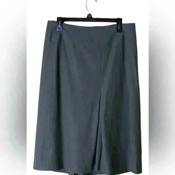 Ann Taylor Women's Midi Skirt A-Line Back Pleated Lined Size 10 - Picture 1 of 7